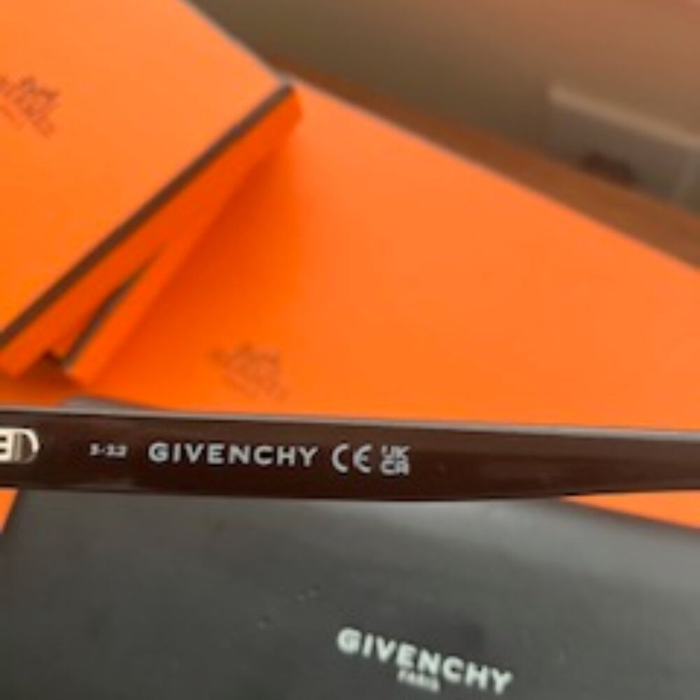 Givenchy Optical Frames Model Number: GV50028I052 - image 5